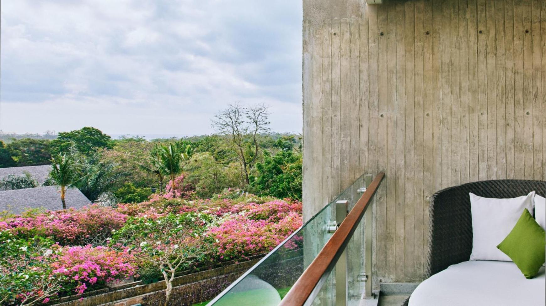 Rimba By Ayana Bali Resort 5*